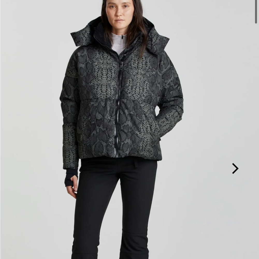 VARLEY DOROTHY SKI JACKET -New with Tags